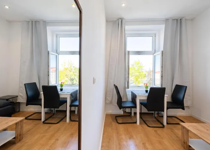 דירה Comforatble 3br Near Kaufpark Alterlaa